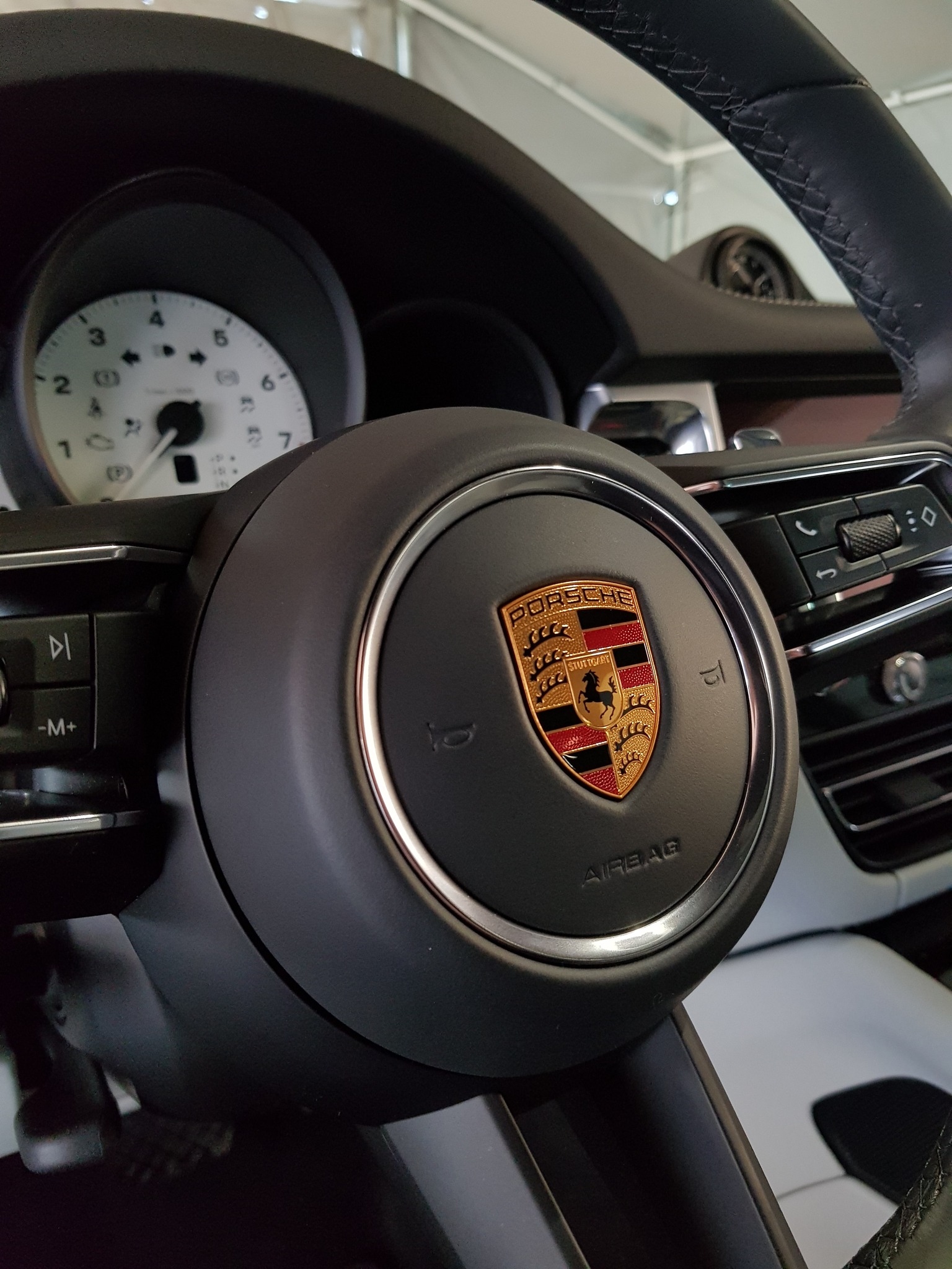 impregnacja tapicerki w Porsche - Legnica Lubin Chojnów Złotoryja