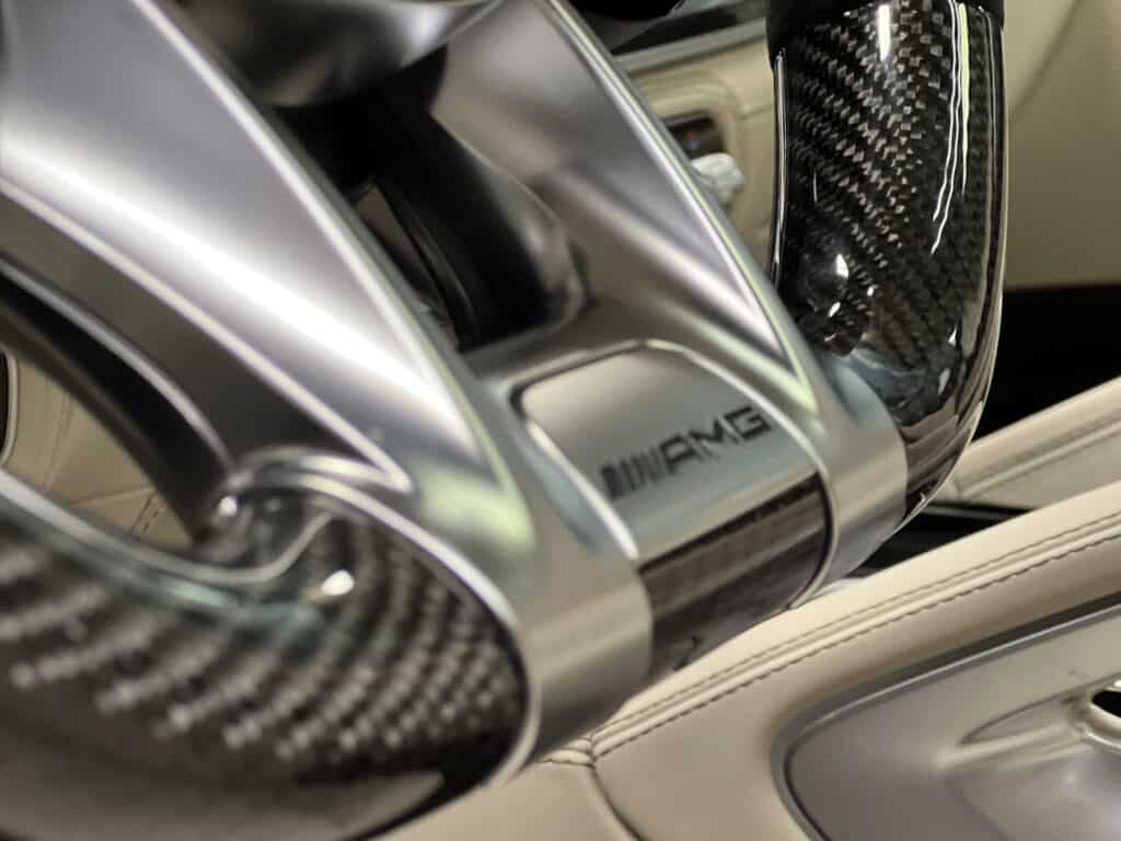 carbon stearing wheel - carbonowa kierownica w Mercedesie