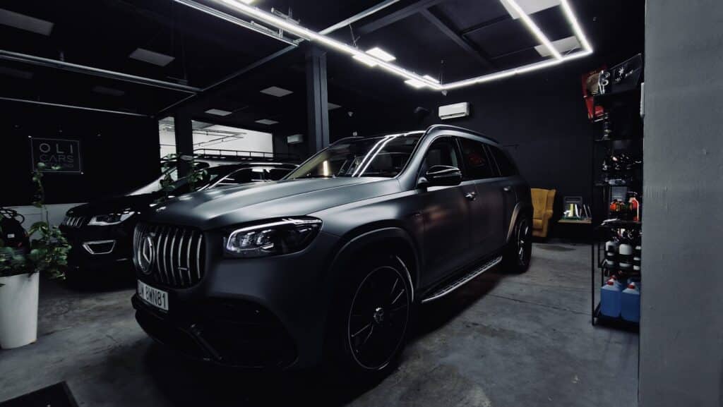 Efekt zamrożonego lakieru na aucie